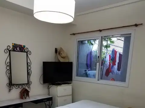 Depto Tipo Casa en Venta en Liniers, USD 180.000