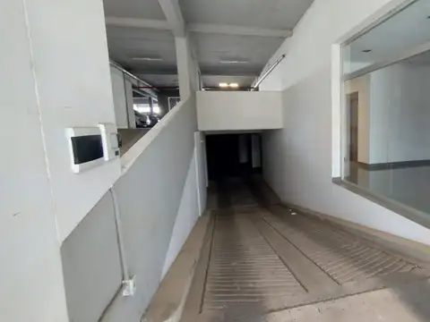 Venta cochera cubierta Uruguay 3100,  Barrio Sur
