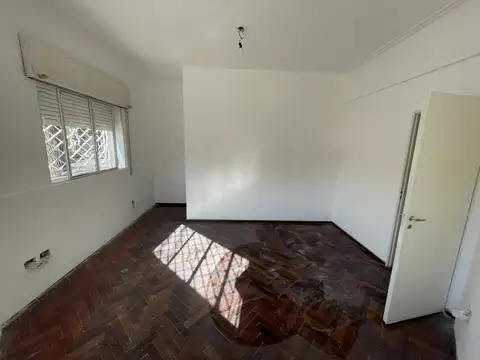 Local en Alquiler 46 años