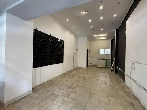 Local en Alquiler 45 años