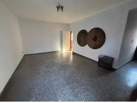 Depto Tipo Casa en Venta con 1 cocheras