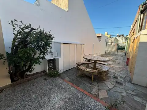 Depto Tipo Casa en Venta de 4 ambientes