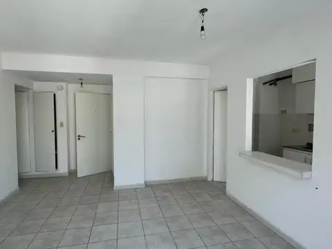 Independencia 100, Piso 2