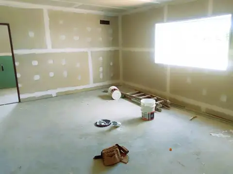 Nave Industrial / Galpon / Deposito 1.000 m2 Alquiler La Plata en Abasto