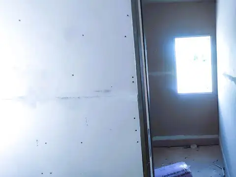 Galpon en Alquiler en Abasto, USD 5.000