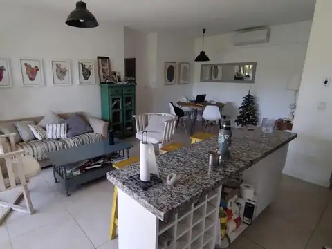 Departamento 3 ambientes en venta con jardin y parrilla  en Civis - Tortugas