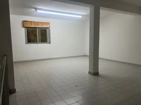 VENTA CASA + LOCAL + MONOAMBIENTES