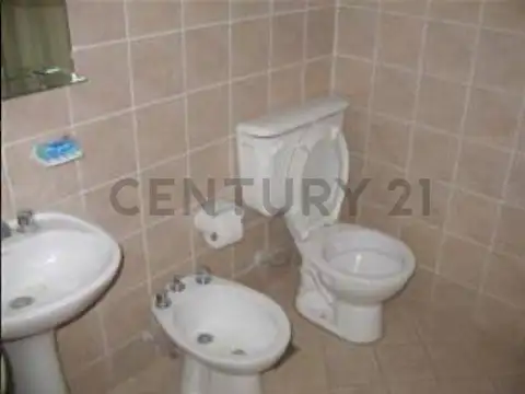 54 entre 31 y 33 , Piso 0