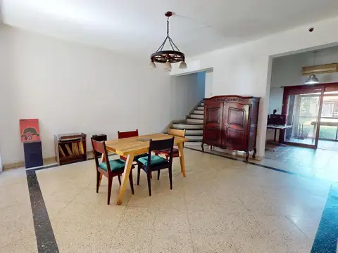 Casa 4 ambientes con 3 baños