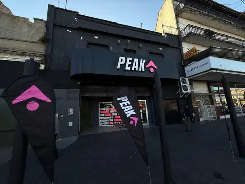 HIPOLITO YRIGOYEN 1700, Piso 0