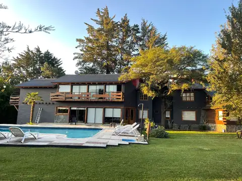 Hotel en Venta 24 años