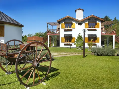 Hotel en Venta 24 años