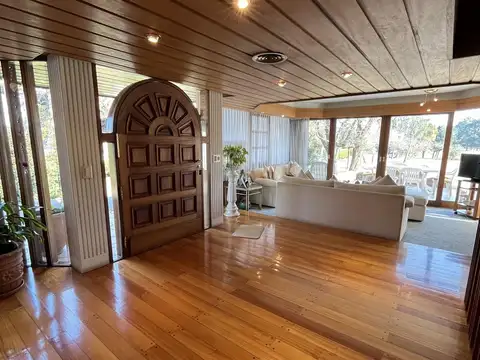 Casa de Categoría en El Sosiego Canning