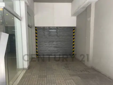 Urquiza 1000, Piso 0