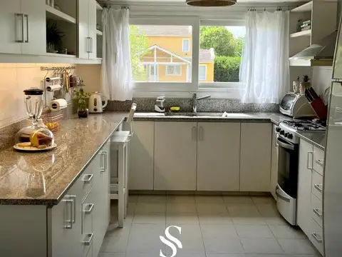 CASA EN VENTA 7 AMBIENTES EN LOS CARDALES COUNTRY CLUB