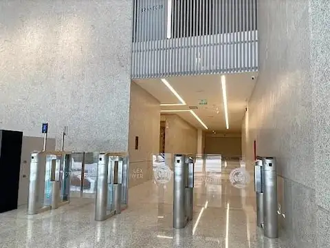 Oficina en Alquiler al Norte