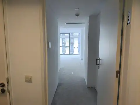 Oficina en Alquiler al Norte