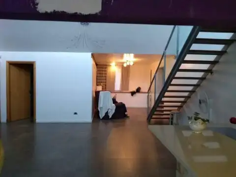 Casa en Venta en Castelar, USD 418.000