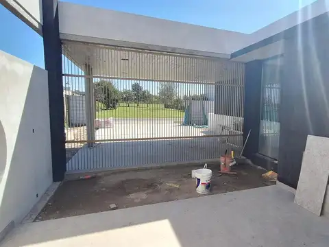 Casa en Venta en Ibarlucea, USD 380.000