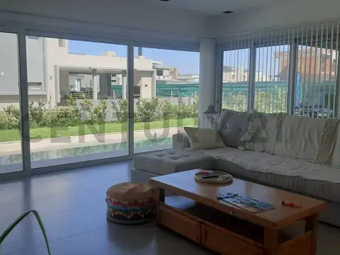 Ruta 58, Calle El Deslinde 1300, Piso 0