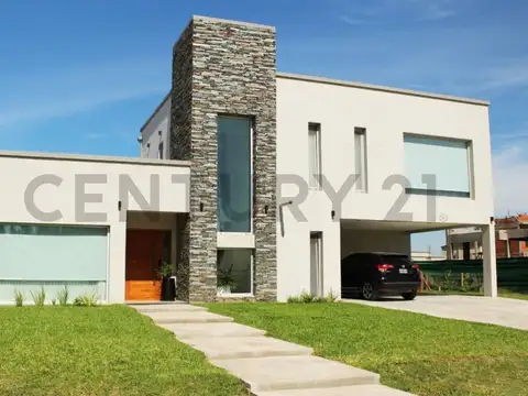 CASA DE 6 AMBIENTES. CANNING - BARRIO CIUDAD NAUTICA EL PRIN