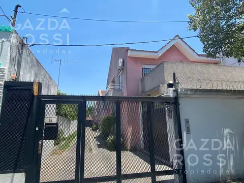 Casa en venta en Temperley