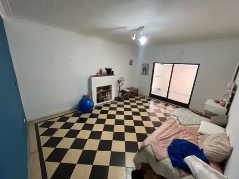 Av. Nemesio Álvarez al 1900