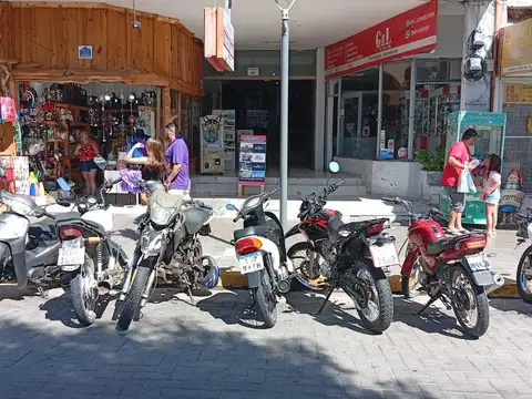 ALQUILER LOCAL COMERCIAL -PASEO SUIZO-CARLOS PAZ