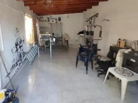 Departamento en Venta en Villa Elvira, USD 48.000