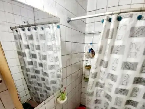 24 E/ 82 Y 83 , Piso PB