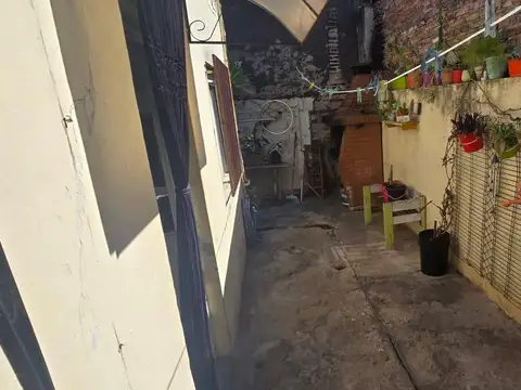 Depto Tipo Casa en Venta con 1 cocheras