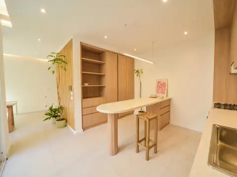 VENTA - Casa de 3 dormitorios, quincho y piscina. Centro - Rosario