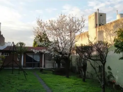 Coronel Lynch y Avenida Manuel Belgrano