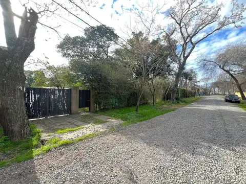 VENTA LOTE 1354 M2  PARQUE LELOIR  ITUZAINGO