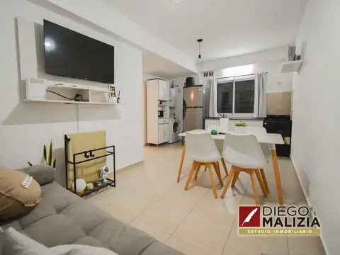 Venta Departamento dos ambientes en Banfield con cochera