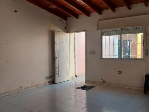 PH en alquiler sobre Av. Martin Fierro