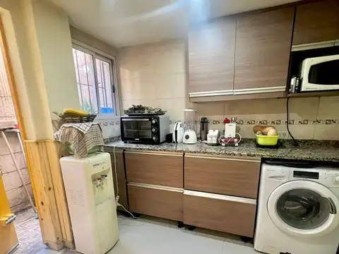 VENTA Casa 5 amb con terraza - Flores