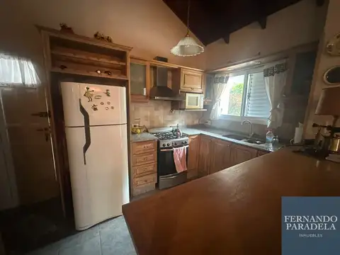 Casa 3 ambientes con 2 baños
