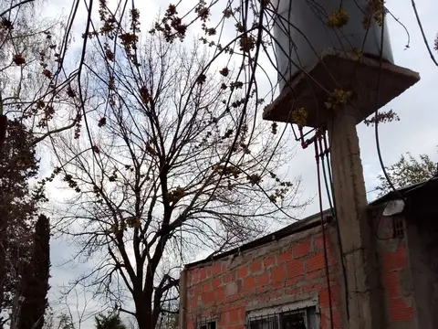 Casa 3 ambientes con 1 baño