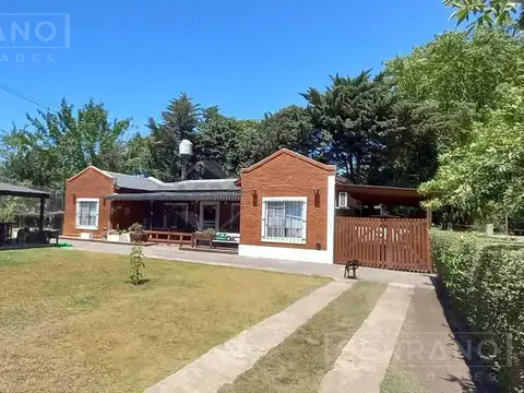 Venta casa 3 amb en Barrio Parque Sakura, Exaltación de la Cruz