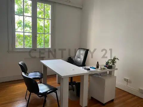 Oficina en Venta 66 años