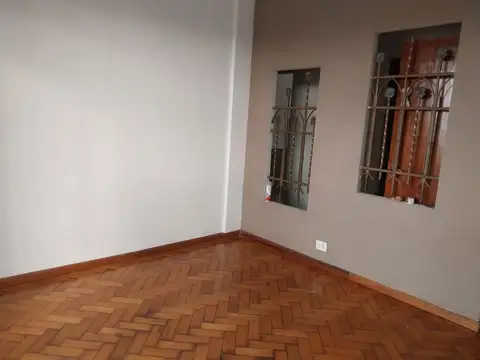 DEPARTAMENTO CUATRO AMBIENTES AL FRENTE