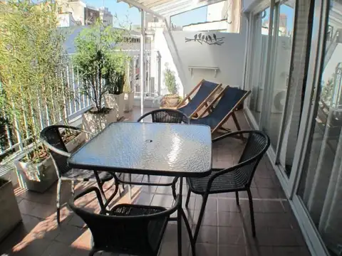 Suipacha 700, Piso 9