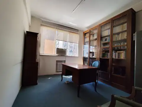 Oficina en Venta en San Nicolás, USD 128.893