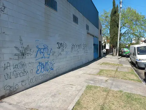 Galpon en Venta en Villa Bonich, USD 320.000