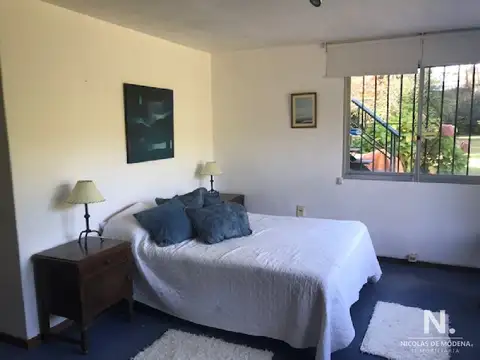 Impecable casa en playa mansa No dude en consultar