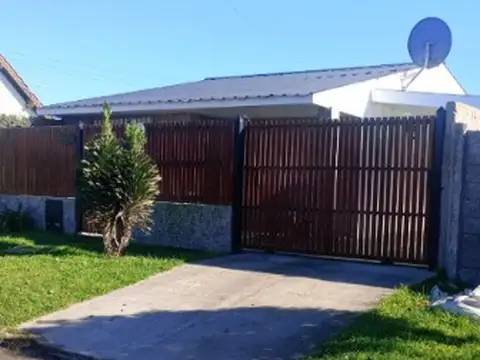 Chalet en Venta 3 Ambientes - Faro Norte