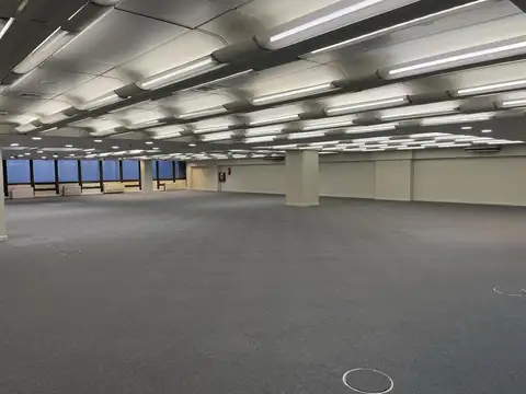 Edificio en Block con Local Comercial en Venta y Alquiler - Microcentro