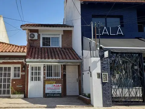 Depto Tipo Casa en Alquiler de 2 ambientes
