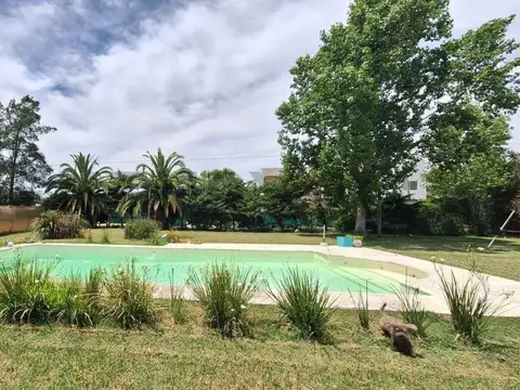 502 e/ 3 y 4 , Piso 0